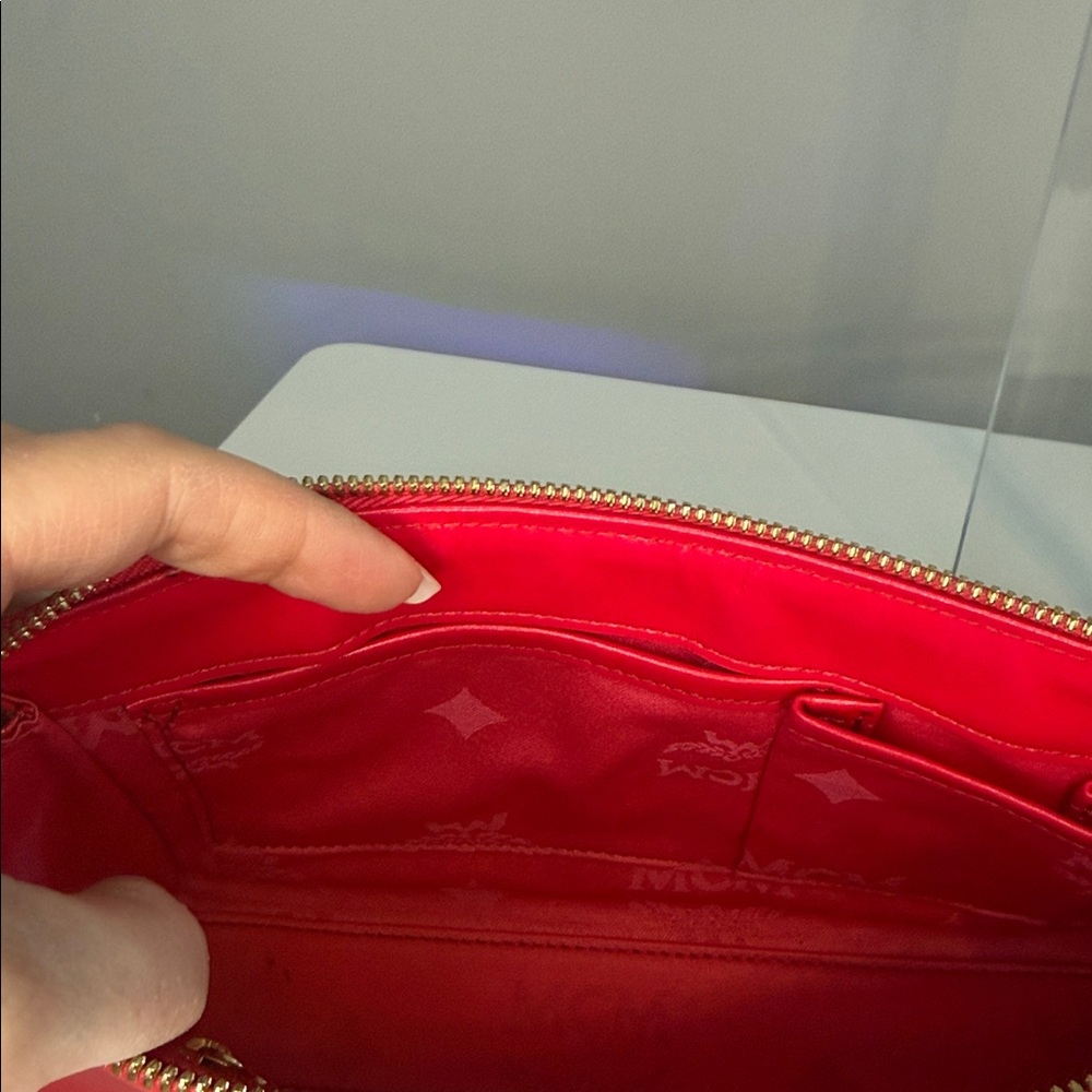 MCM Vintage Red Leather Shoulder Bag with Gold toned Chain - Picture 15 of 16